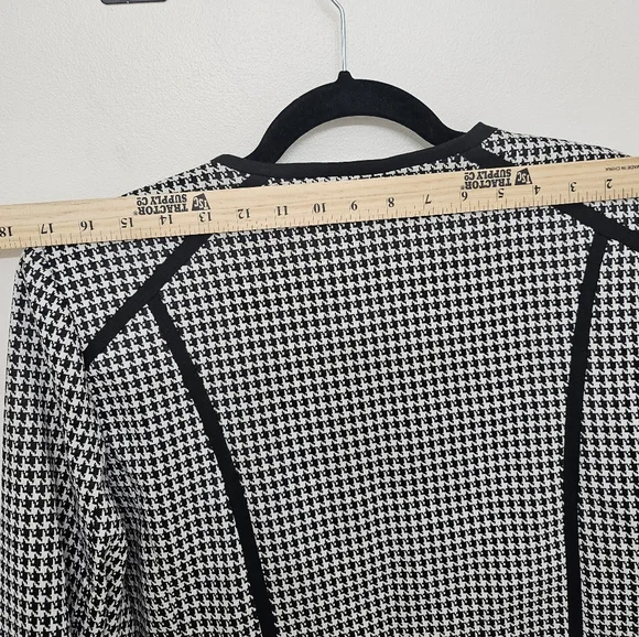 Calvin Klein Elegant Black and White Houndstooth Suit Jacket size 18 - Picture 8 of 12
